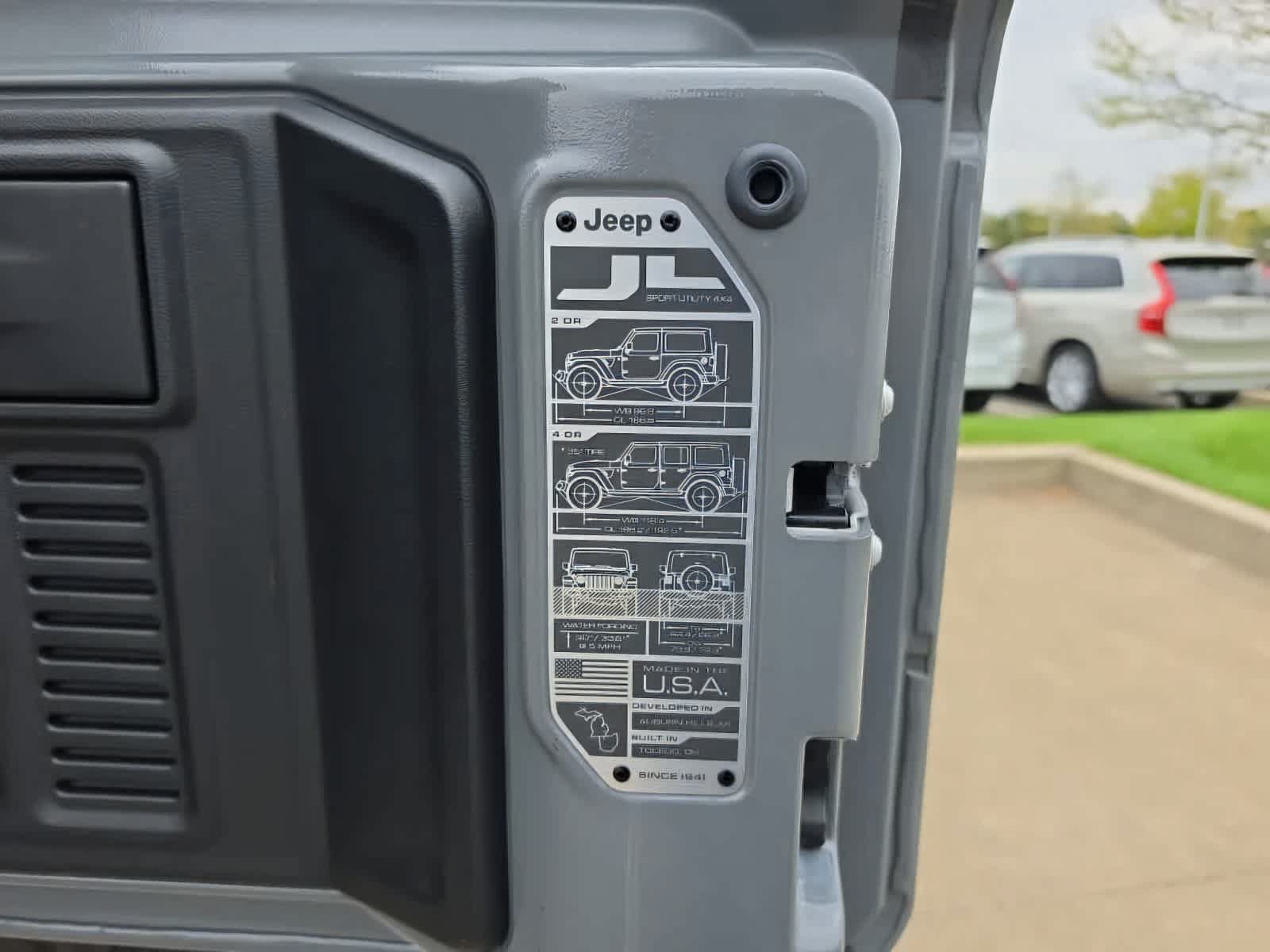 Used 2023 Jeep Wrangler Unlimited AWD/4WD image 13