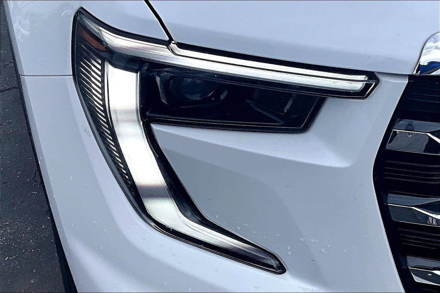 Used 2025 GMC Acadia Elevation FWD image 28