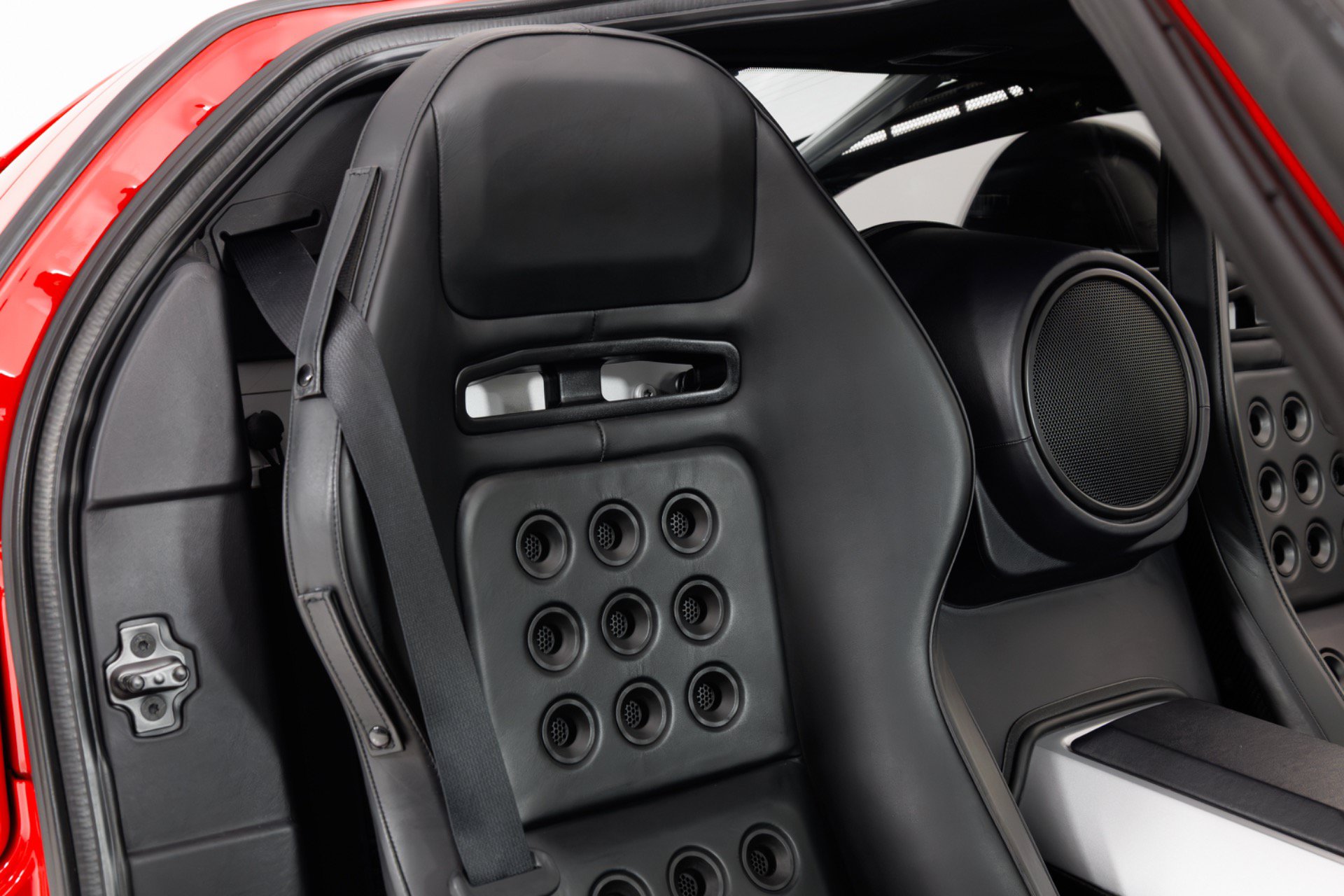 Used 2006 Ford GT RWD image 38