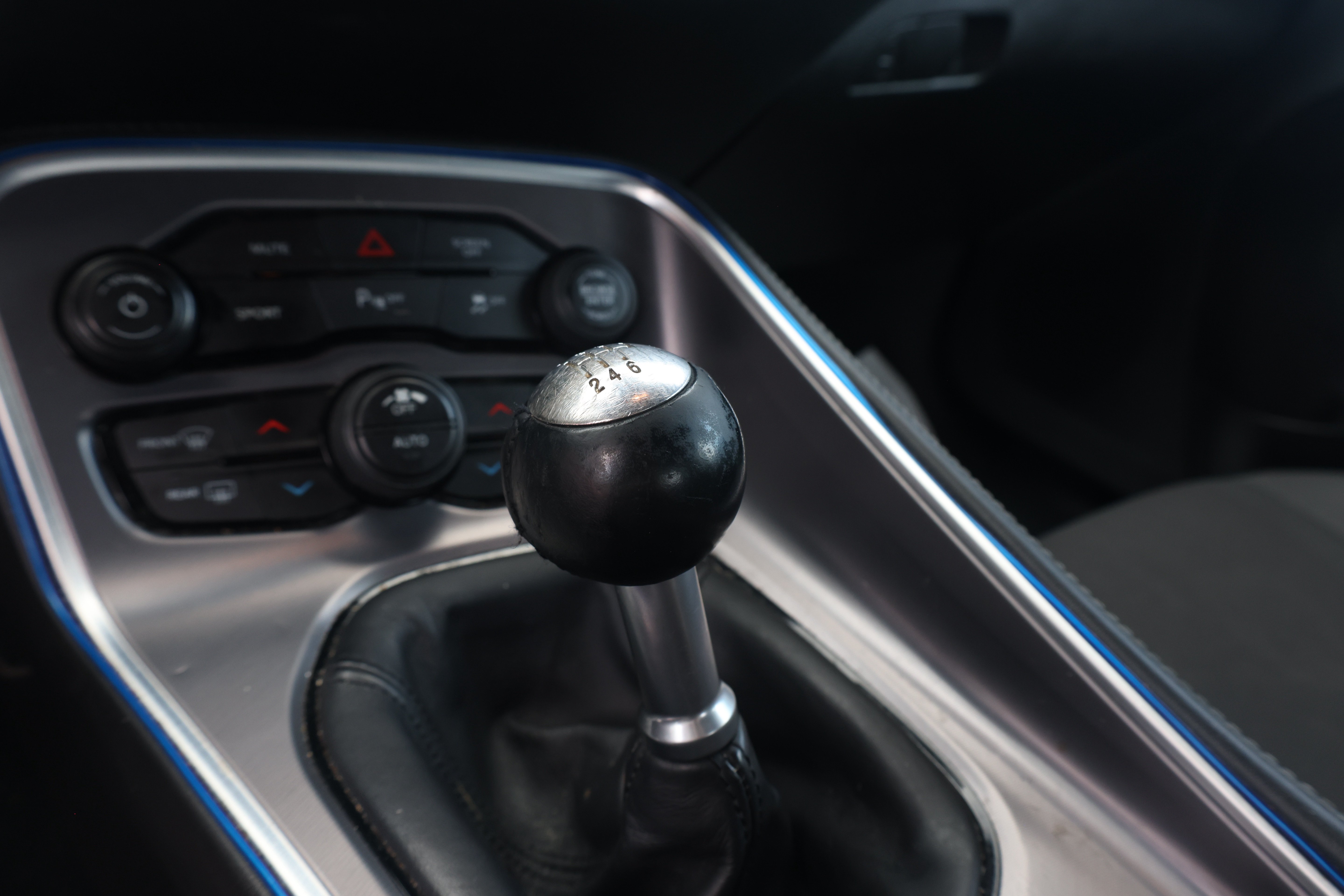 Used 2019 Dodge Challenger R/T w/ Blacktop Package RWD image 9