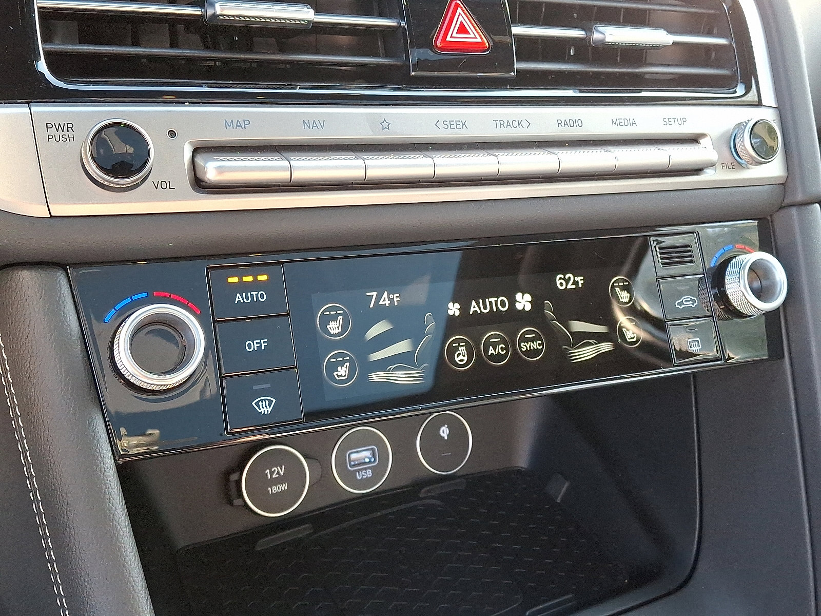 Certified 2024 Genesis G70 3.3T Advanced image 23