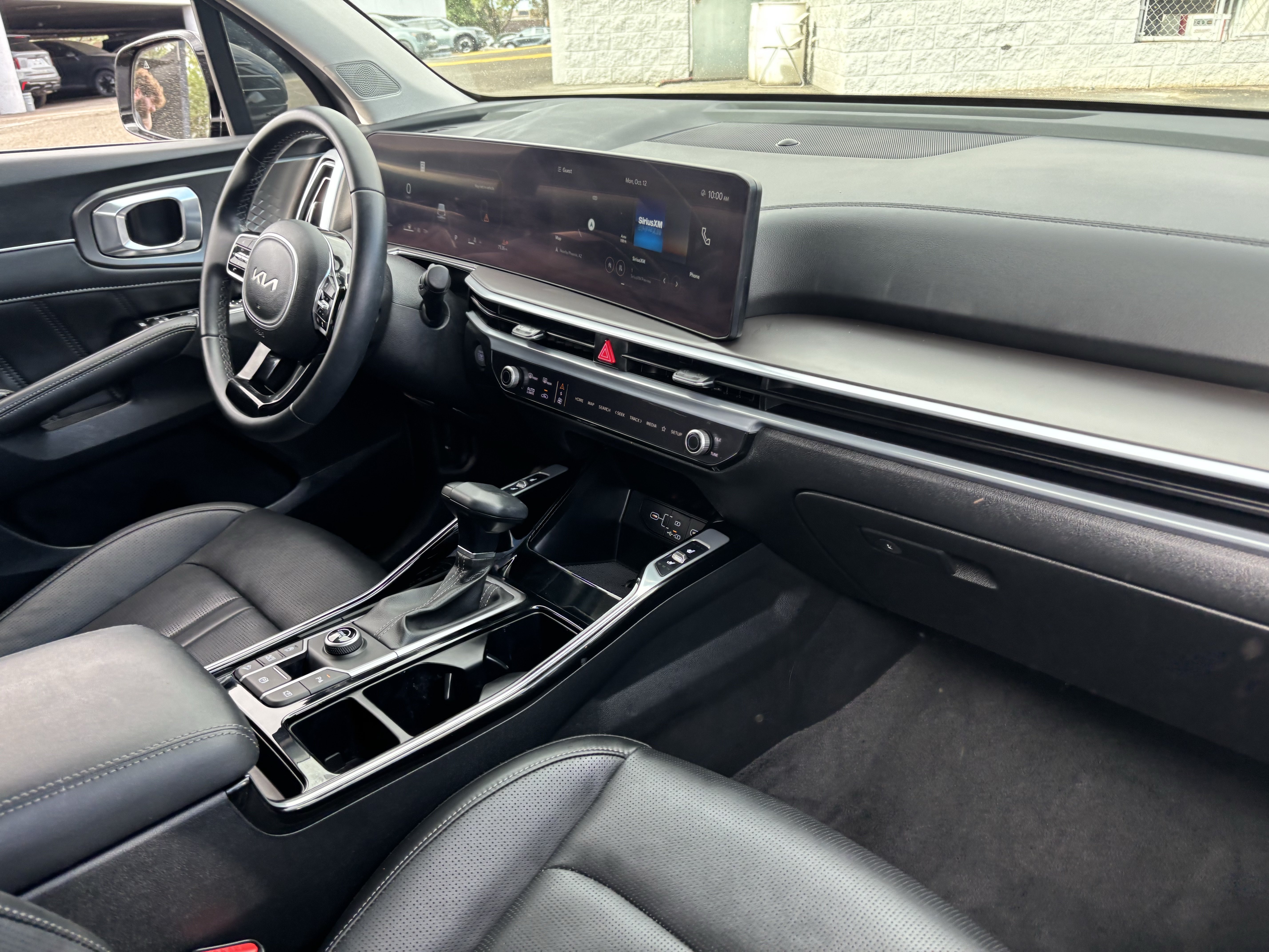 Used 2025 Kia Sorento SX FWD image 10
