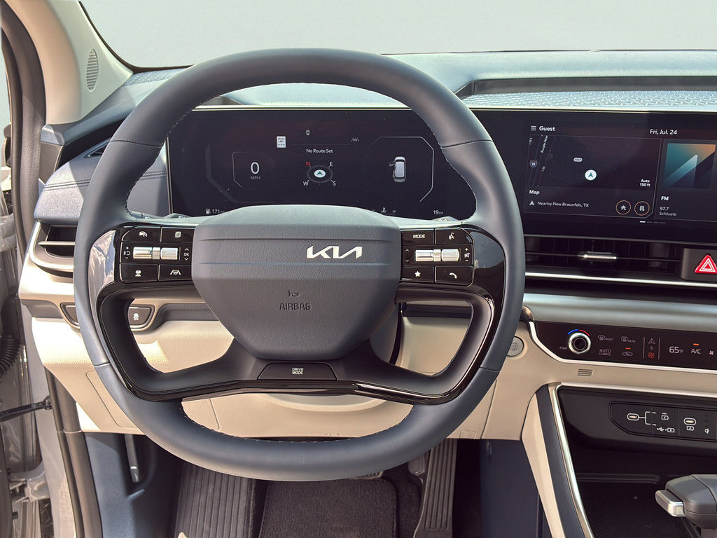 New 2027 Kia Carnival SX w/ Dark Edition Package FWD image 28
