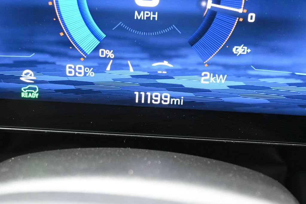 Used 2024 Chevrolet Blazer EV LT AWD/4WD image 18