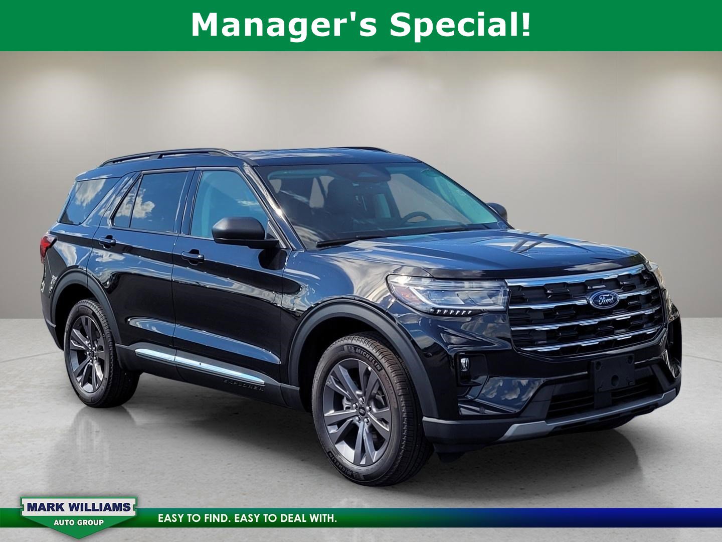 Used 2025 Ford Explorer Active w/ Active Comfort Package image 1