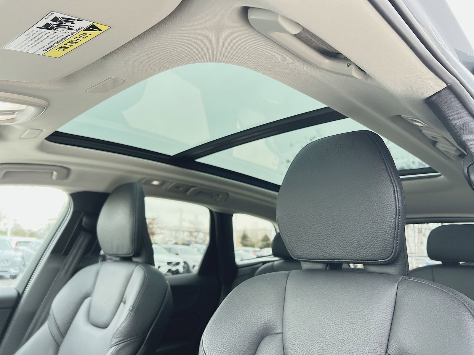 Certified 2023 Volvo XC60 B5 Plus w/ Climate Package image 24