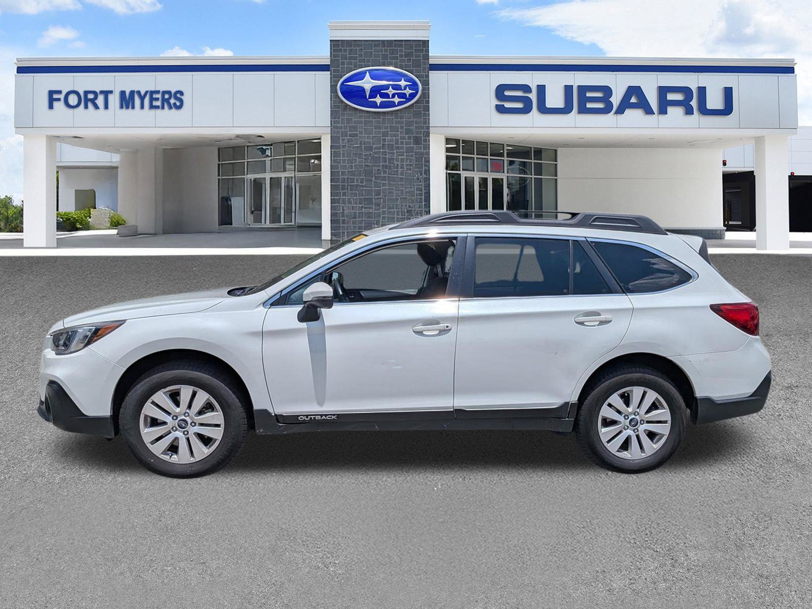 Used 2019 Subaru Outback 2.5i Premium AWD/4WD image 7