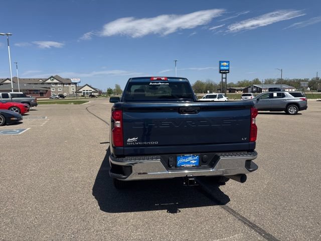 Used 2023 Chevrolet Silverado 2500 LT w/ Convenience Package AWD/4WD image 5