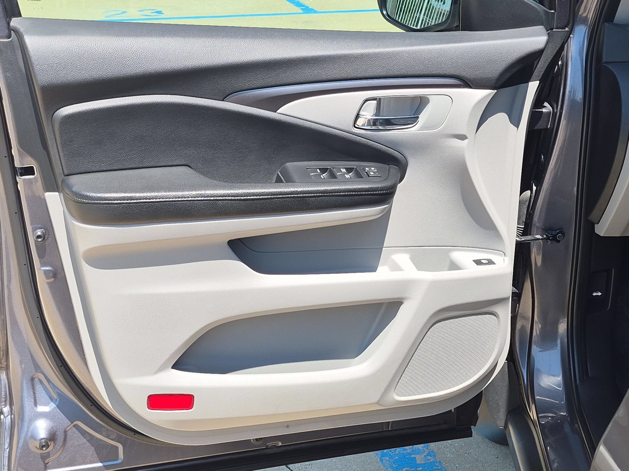 Used 2016 Honda Pilot EX image 12