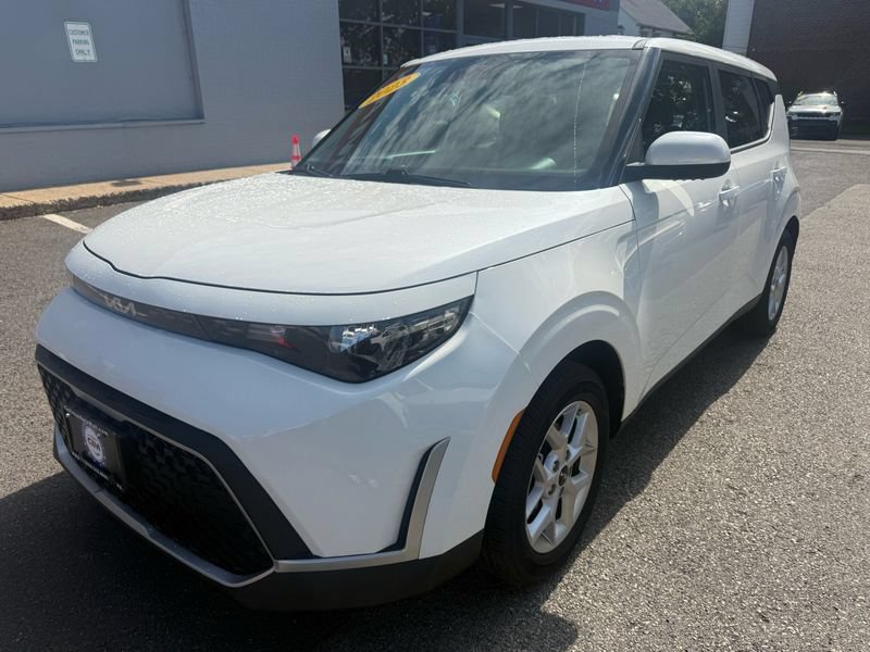 Used 2023 Kia Soul LX w/ LX Technology Package