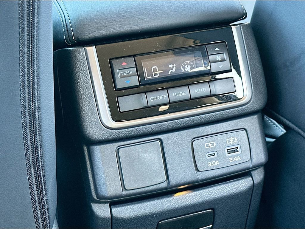 Certified 2026 Subaru Ascent Premium image 24