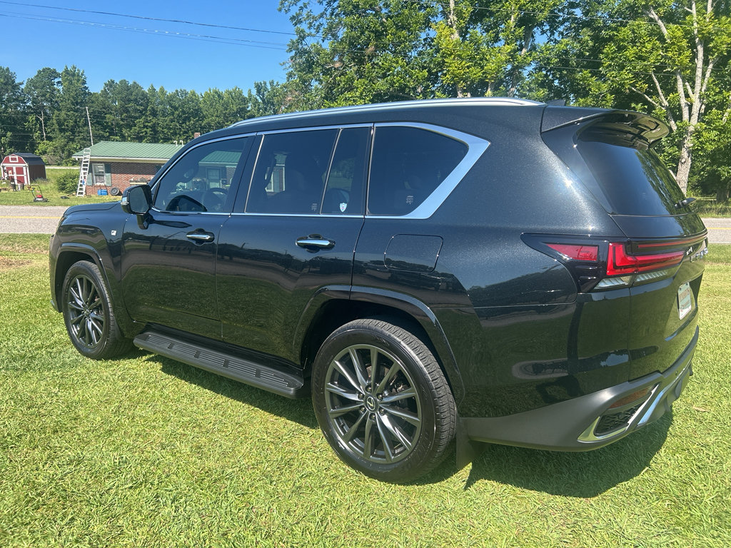 Used 2026 Lexus LX 600 F Sport AWD/4WD image 12