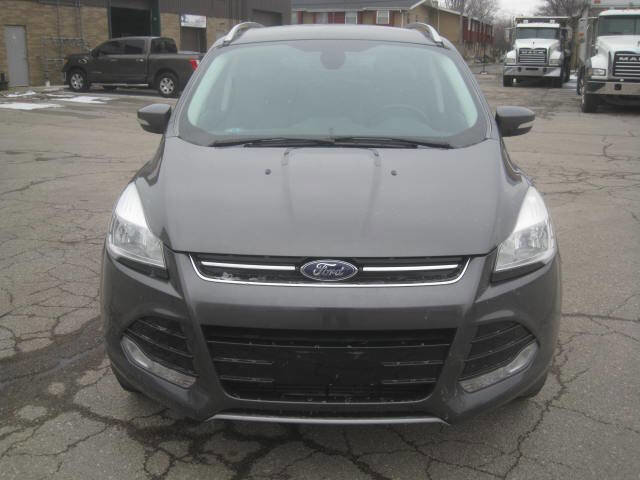 Used 2015 Ford Escape Titanium image 2