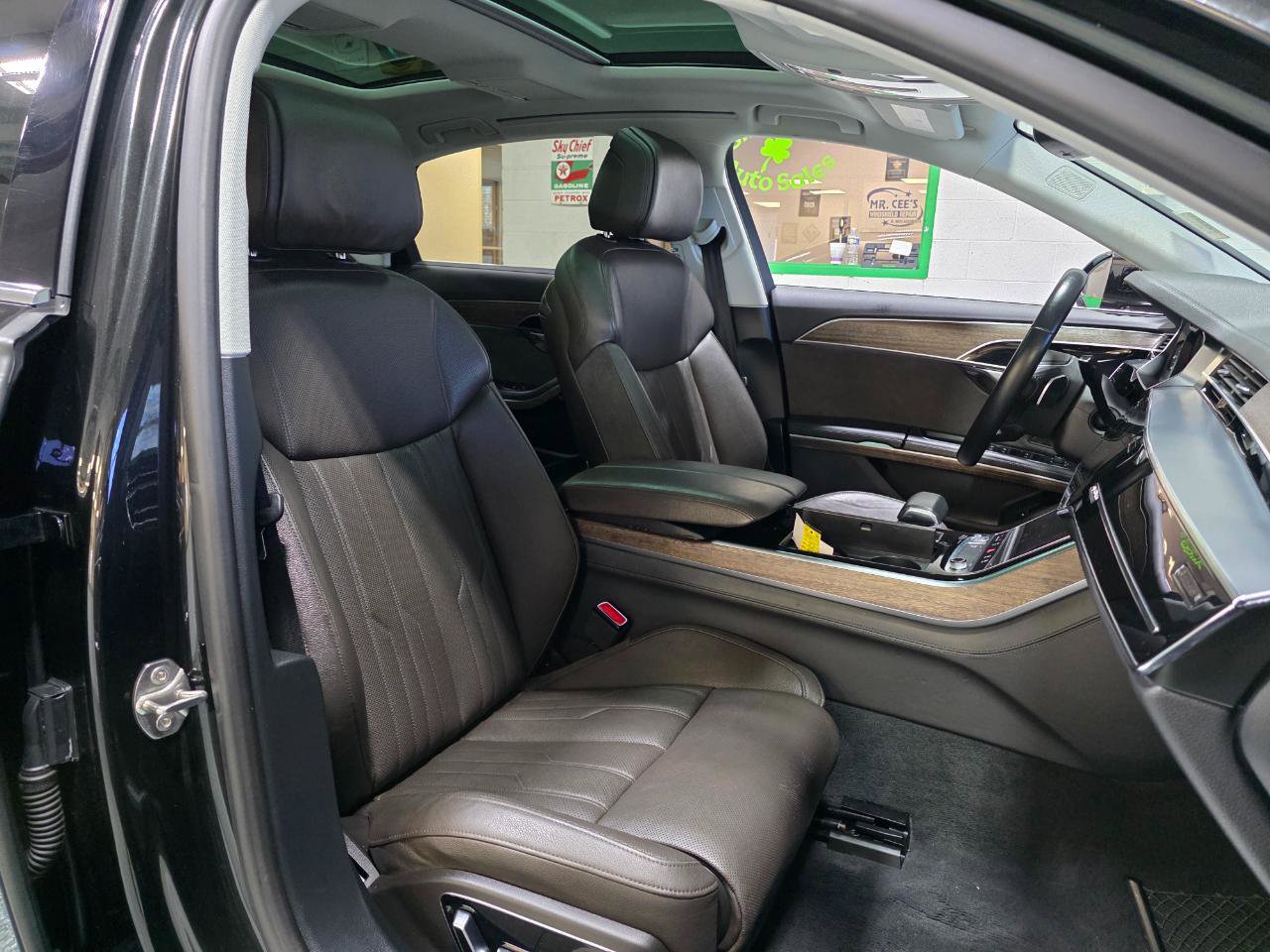 Used 2019 Audi A8 L 3.0T w/ Executive Package image 26