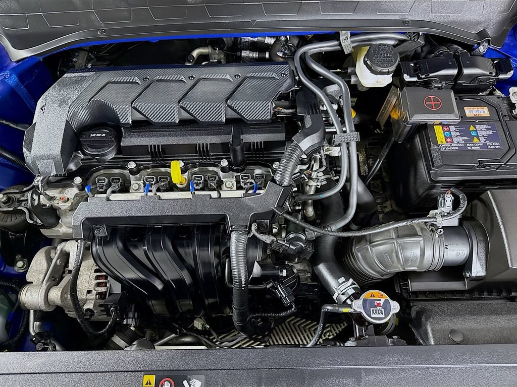 Certified 2024 Hyundai Venue SEL FWD image 33