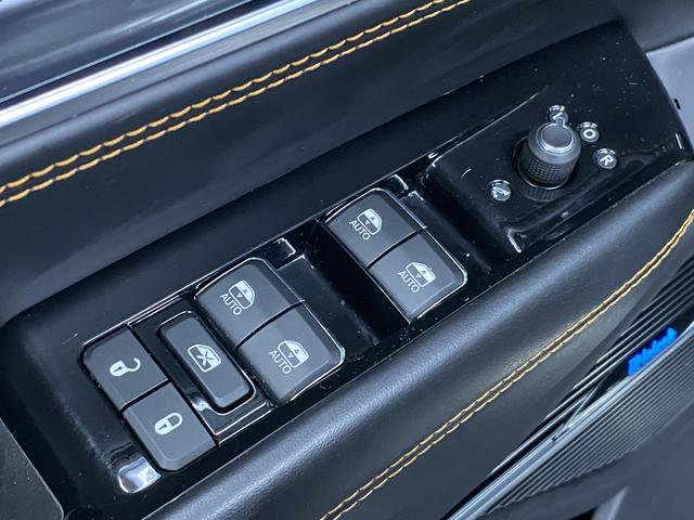 Used 2022 Jeep Grand Wagoneer Series III image 33