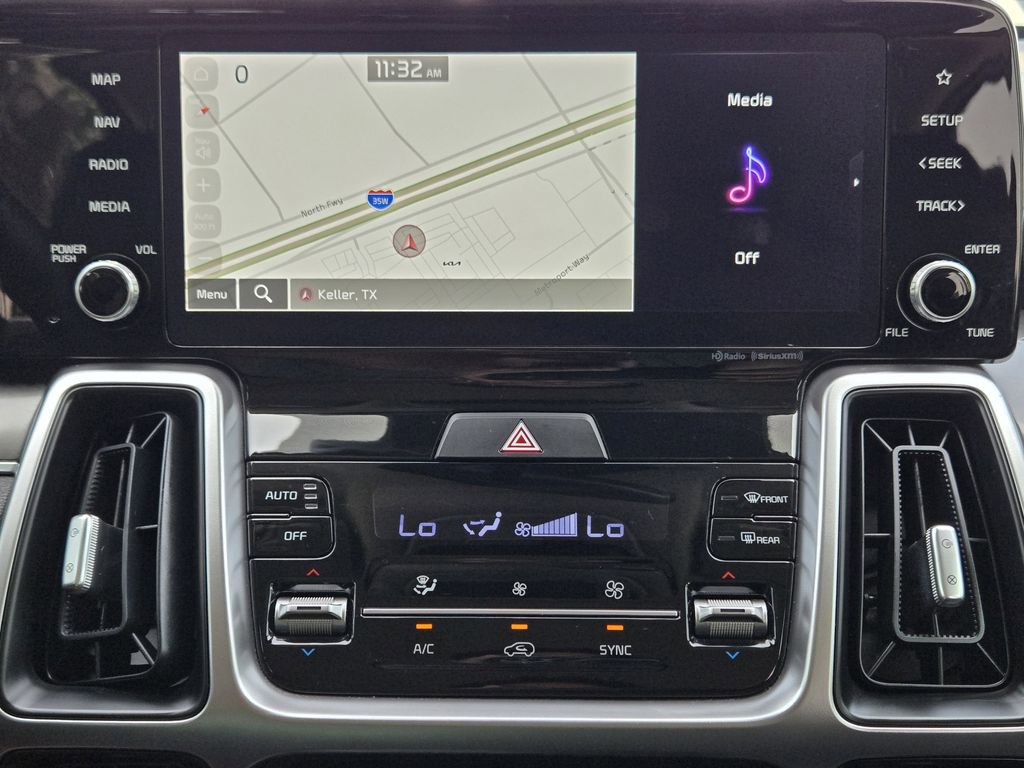 Certified 2022 Kia Sorento S w/ Panoramic Sunroof Package FWD image 8