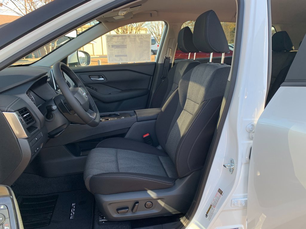 New 2026 Nissan Rogue SV image 21