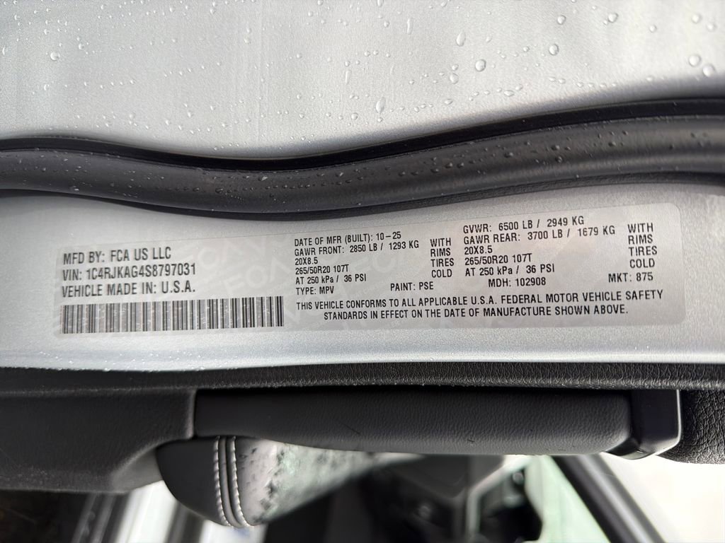 New 2025 Jeep Grand Cherokee L Altitude image 29