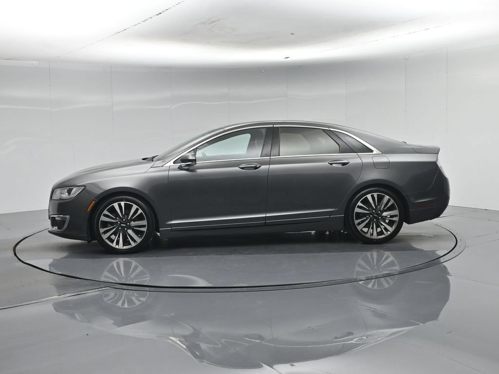 Used 2017 Lincoln MKZ Reserve FWD image 31