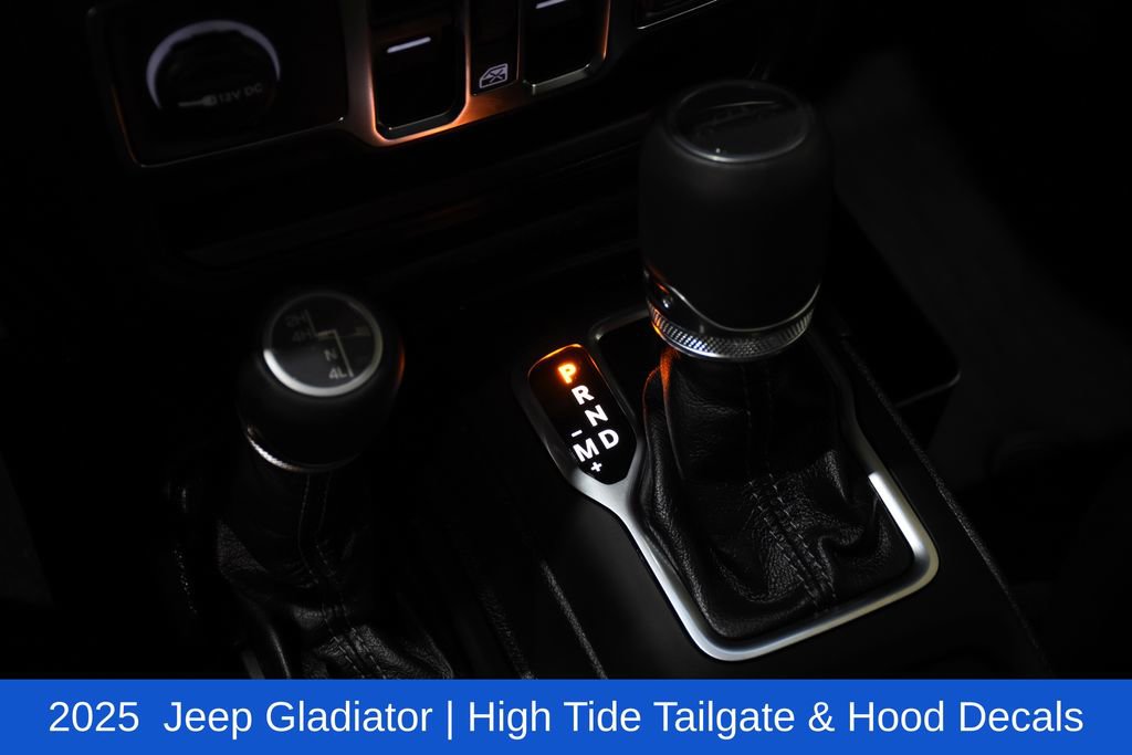 Used 2025 Jeep Gladiator Sport image 22