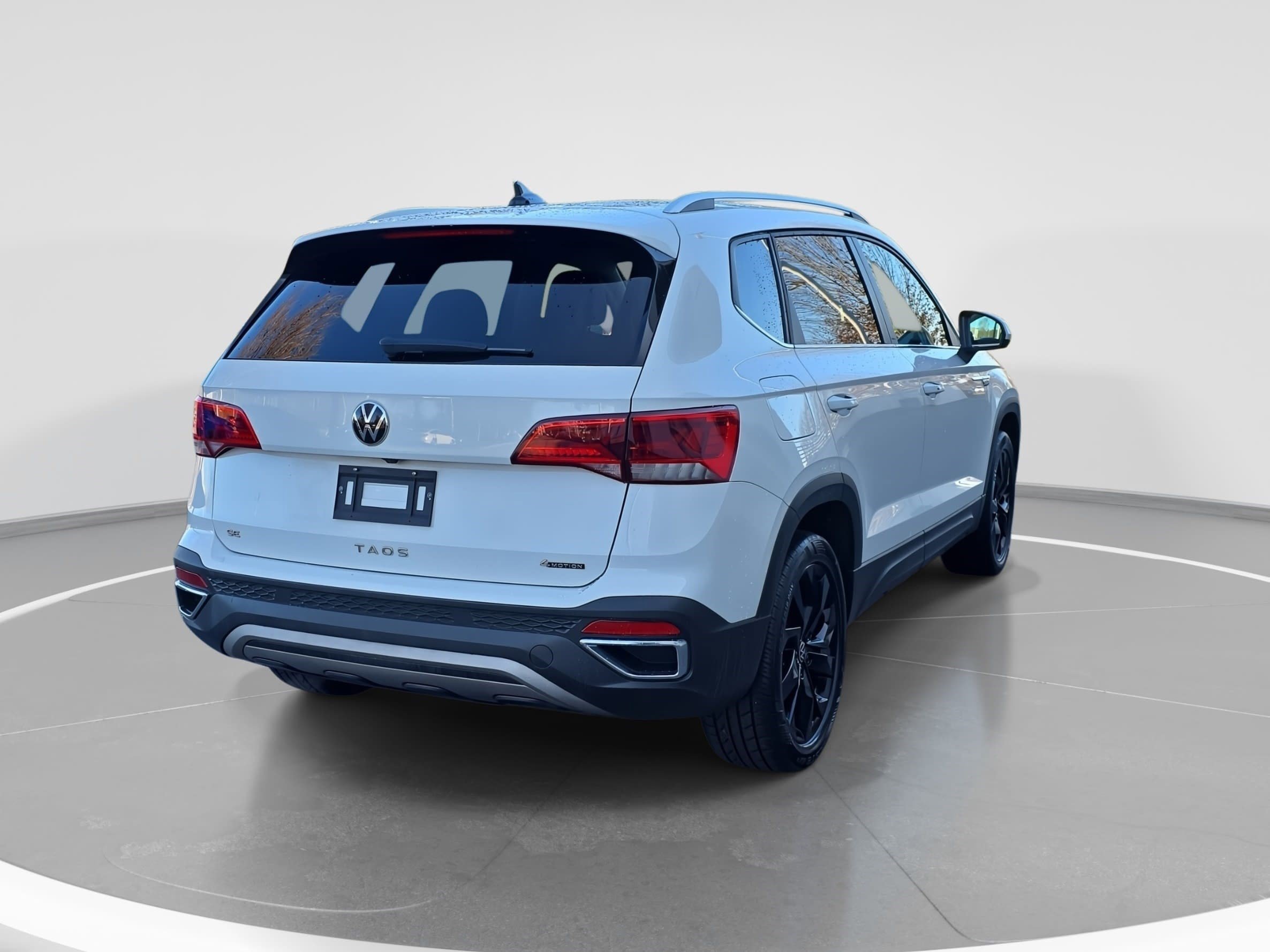 Used 2022 Volkswagen Taos SE image 5