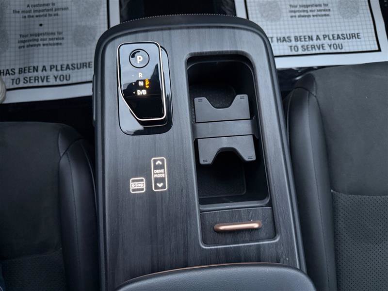 Used 2024 Nissan Ariya AWD image 23