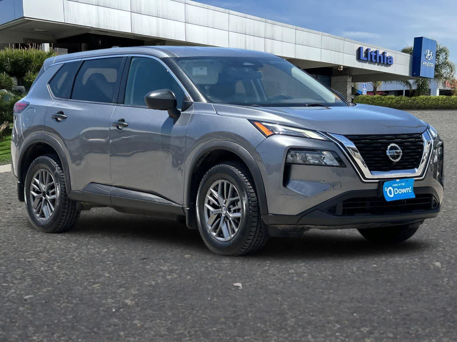 Used 2021 Nissan Rogue S AWD/4WD image 10