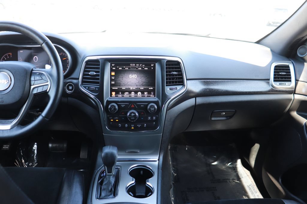Used 2017 Jeep Grand Cherokee Altitude RWD image 13