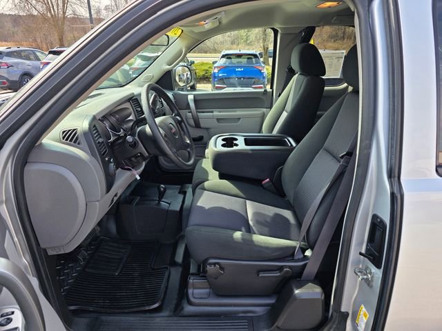 Used 2013 GMC Sierra 2500 W/T w/ Snow Plow Prep Package image 15