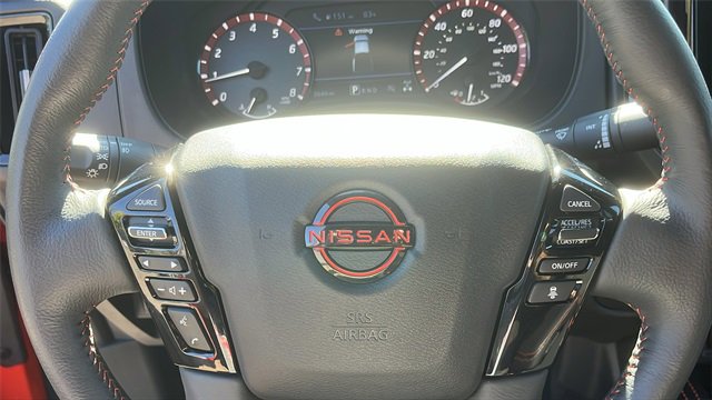 Used 2025 Nissan Frontier PRO-4X w/ Tow Package image 11