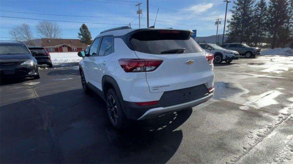 Certified 2023 Chevrolet TrailBlazer LT w/ Convenience Package image 2