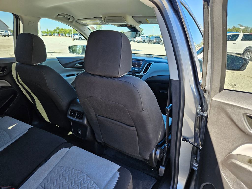 Used 2024 Chevrolet Equinox LT image 32