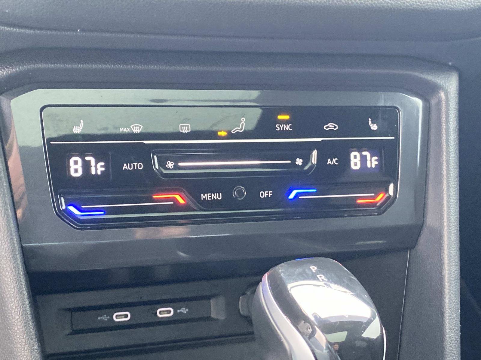 Used 2023 Volkswagen Tiguan SE R-Line image 20