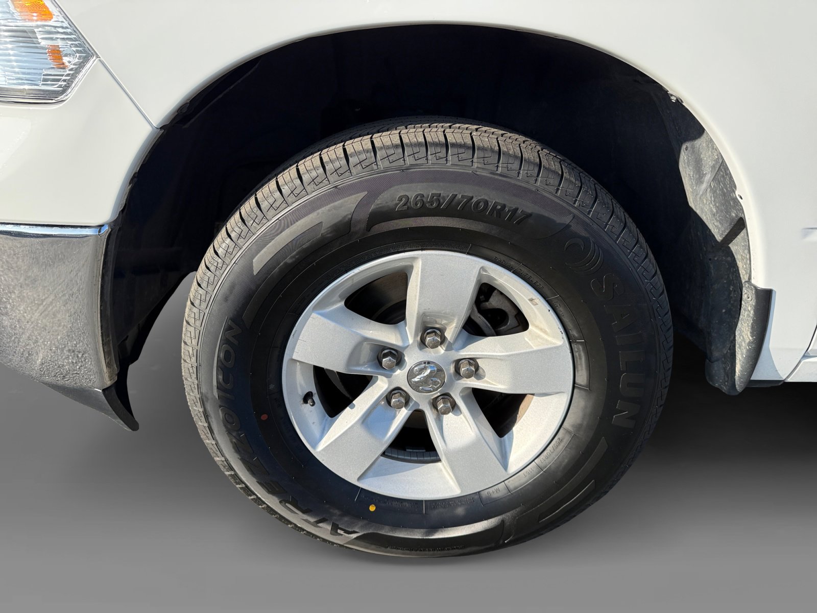 Used 2023 RAM 1500 Classic SLT w/ Trailer & Traction Group image 9