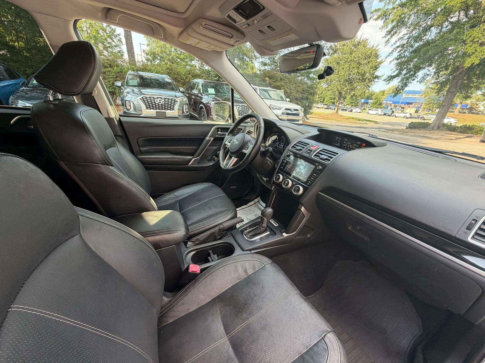 Used 2018 Subaru Forester 2.5i Touring w/ Popular Package #3B AWD/4WD image 11