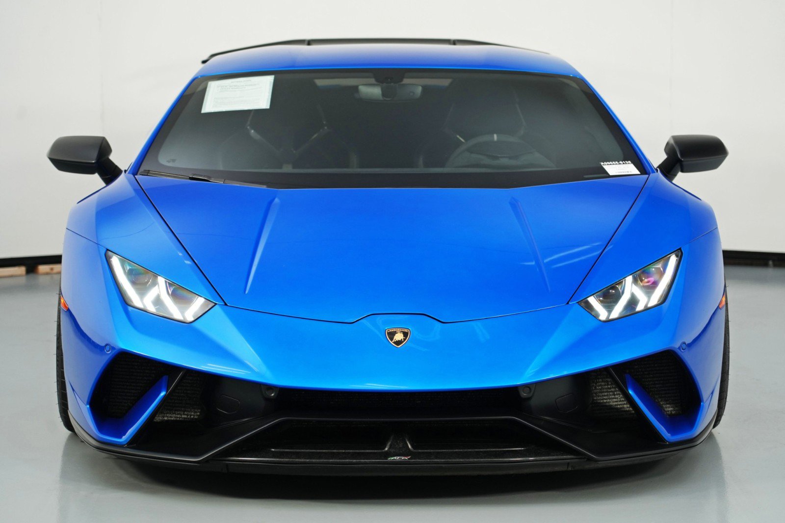 Used 2018 Lamborghini Huracan Performante image 48