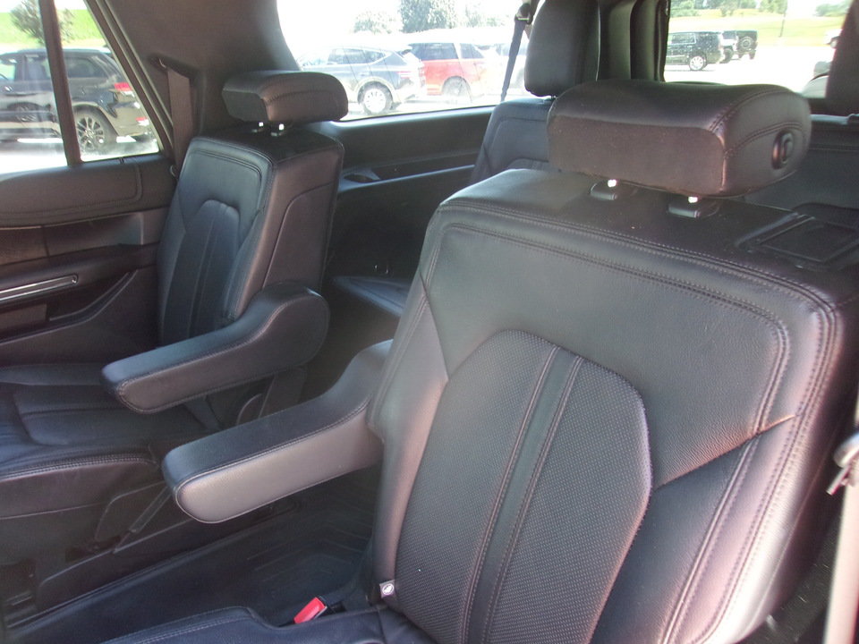 Used 2019 Ford Expedition Max Limited w/ Texas Edition Package AWD/4WD image 20
