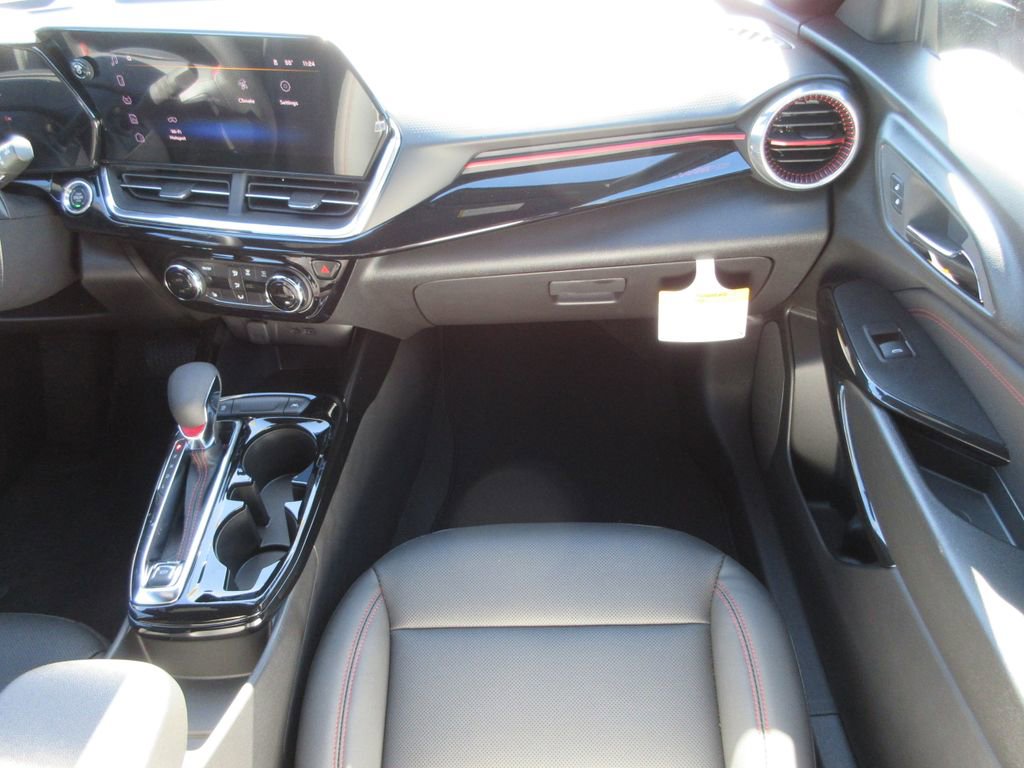 New 2026 Chevrolet Trax RS w/ Driver Confidence Package FWD image 16