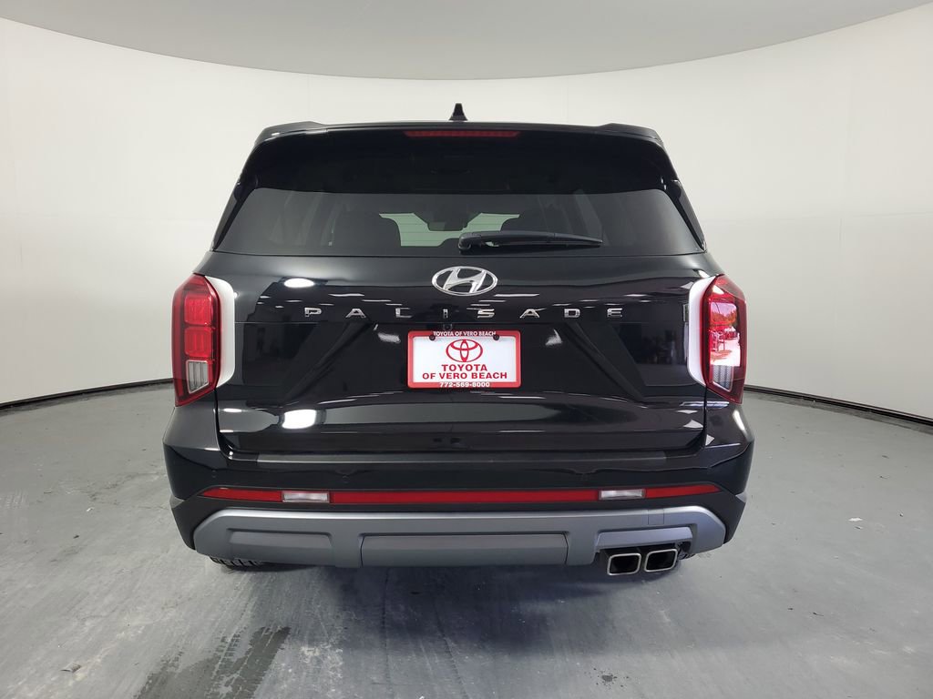 Used 2025 Hyundai Palisade SEL FWD image 6