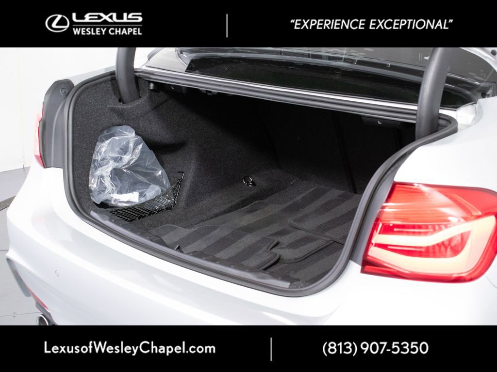 Used 2018 BMW 330i Sedan RWD image 16