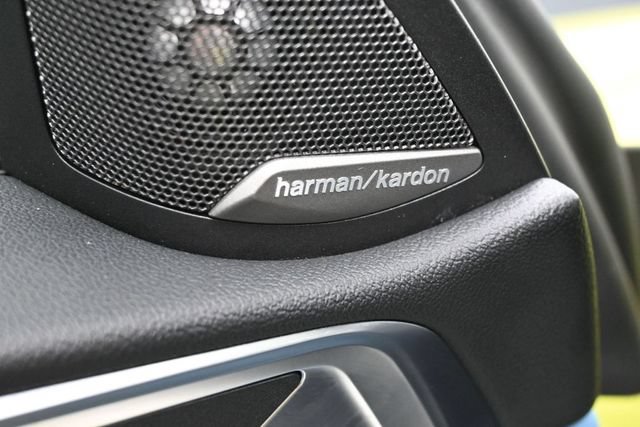 Used 2021 BMW M4 Competition w/ Executive Package RWD image 23