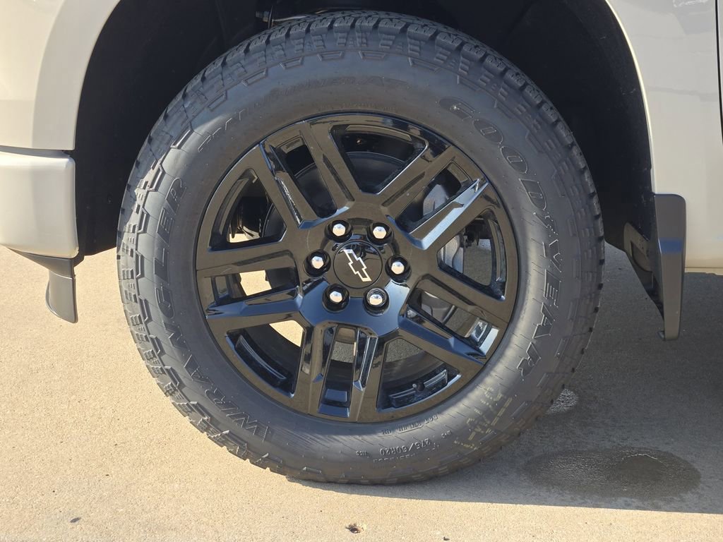 New 2026 Chevrolet Silverado 1500 Custom w/ Turbomax Blackout Package image 33
