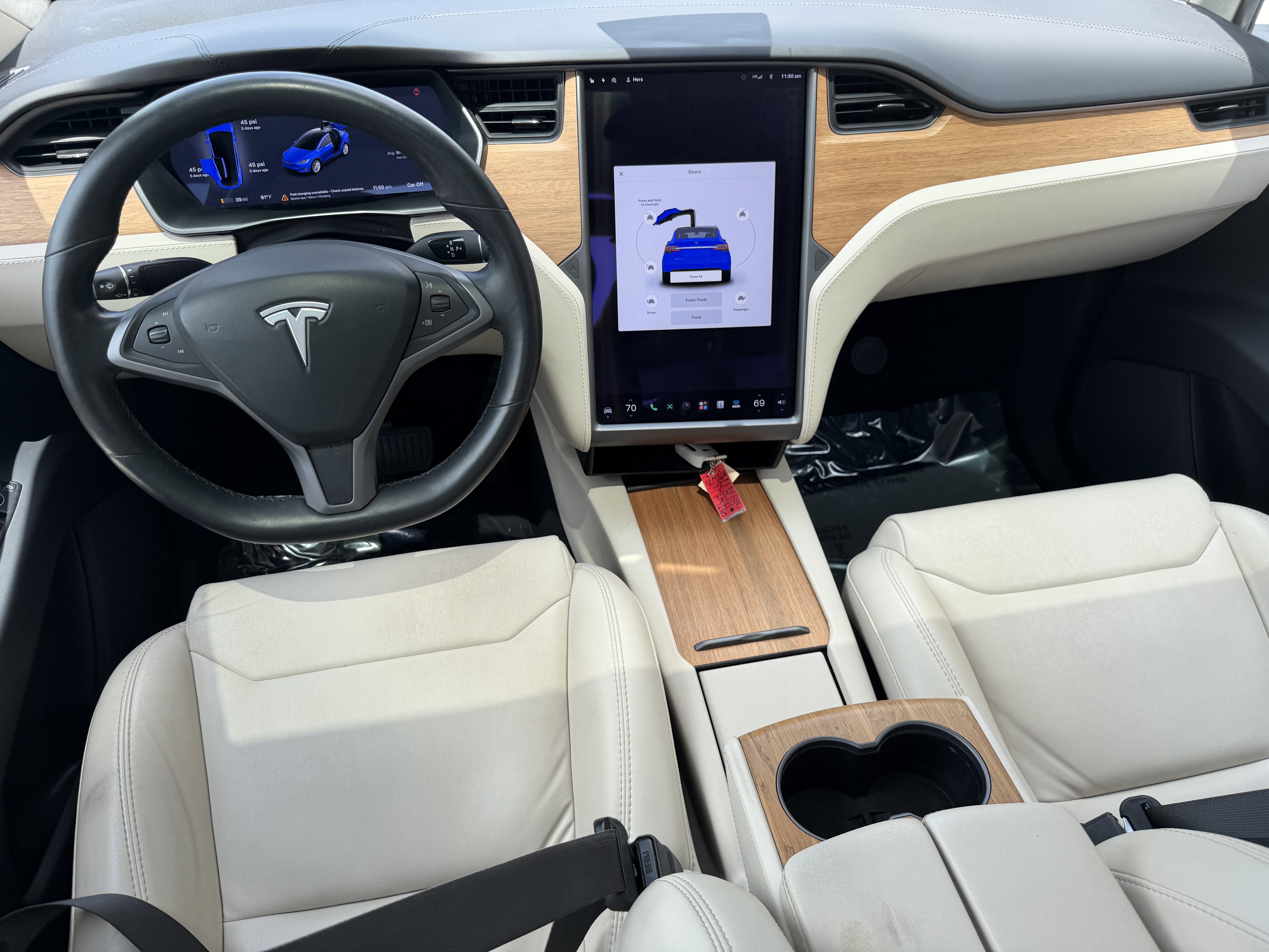 Used 2018 Tesla Model X 75D AWD/4WD image 16