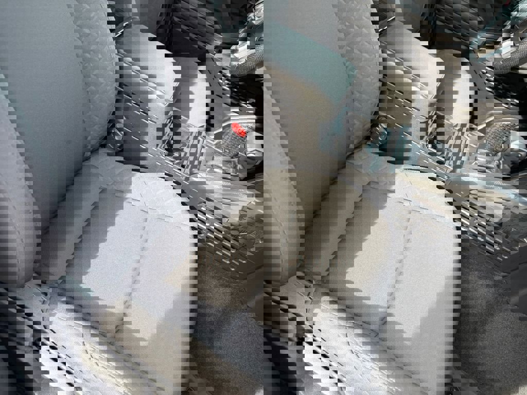 Used 2025 Toyota Tacoma SR image 14