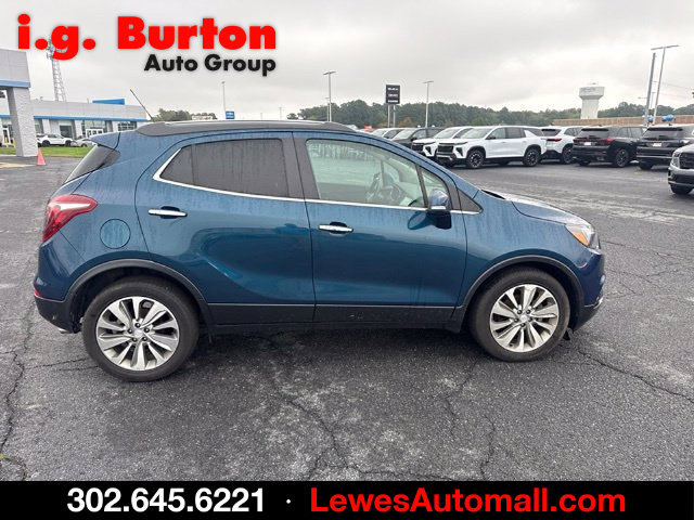 Used 2019 Buick Encore FWD image 2