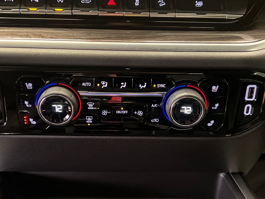 Used 2026 Chevrolet Silverado 1500 LTZ w/ LTZ Premium Package image 34