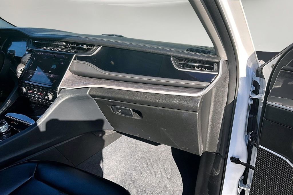 Used 2023 Jeep Grand Cherokee 4WD 4xe image 24