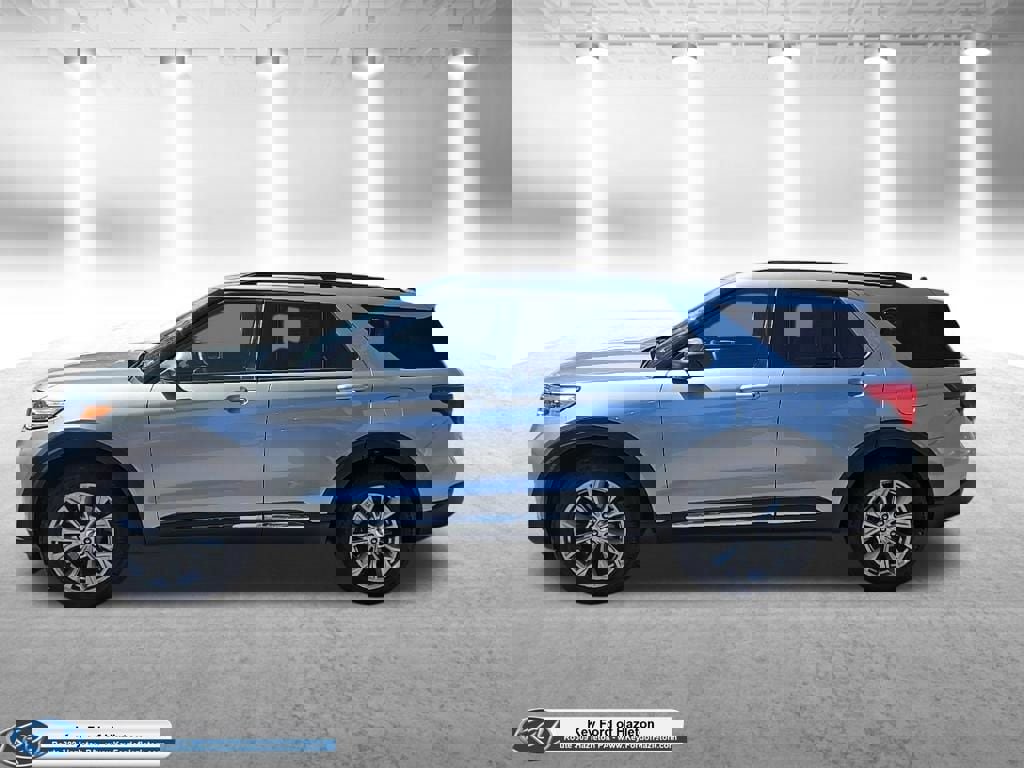 Certified 2023 Ford Explorer XLT w/ Equipment Group 202A image 10