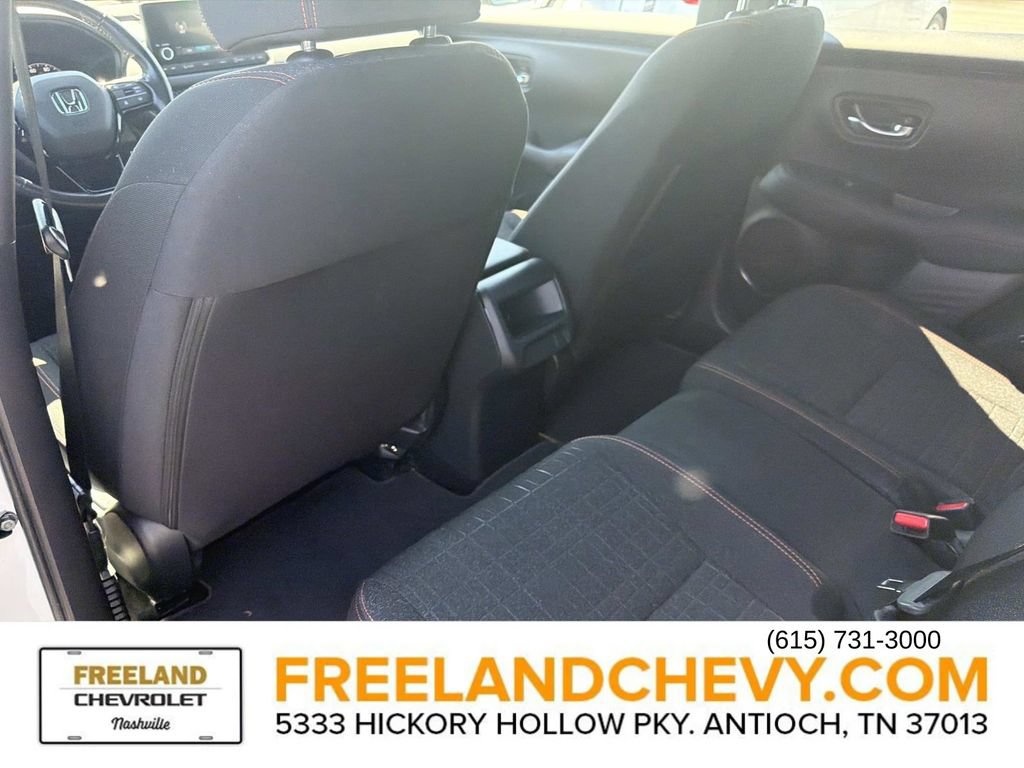 Used 2025 Honda HR-V Sport image 17